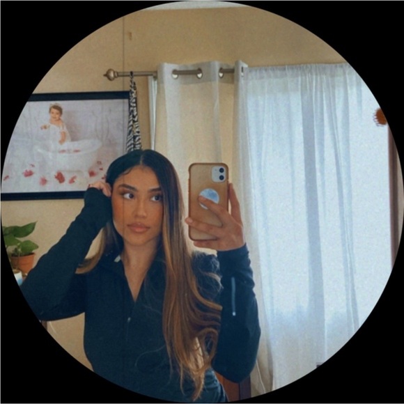 Meet your Posher, Diana - Picture 1 of 1